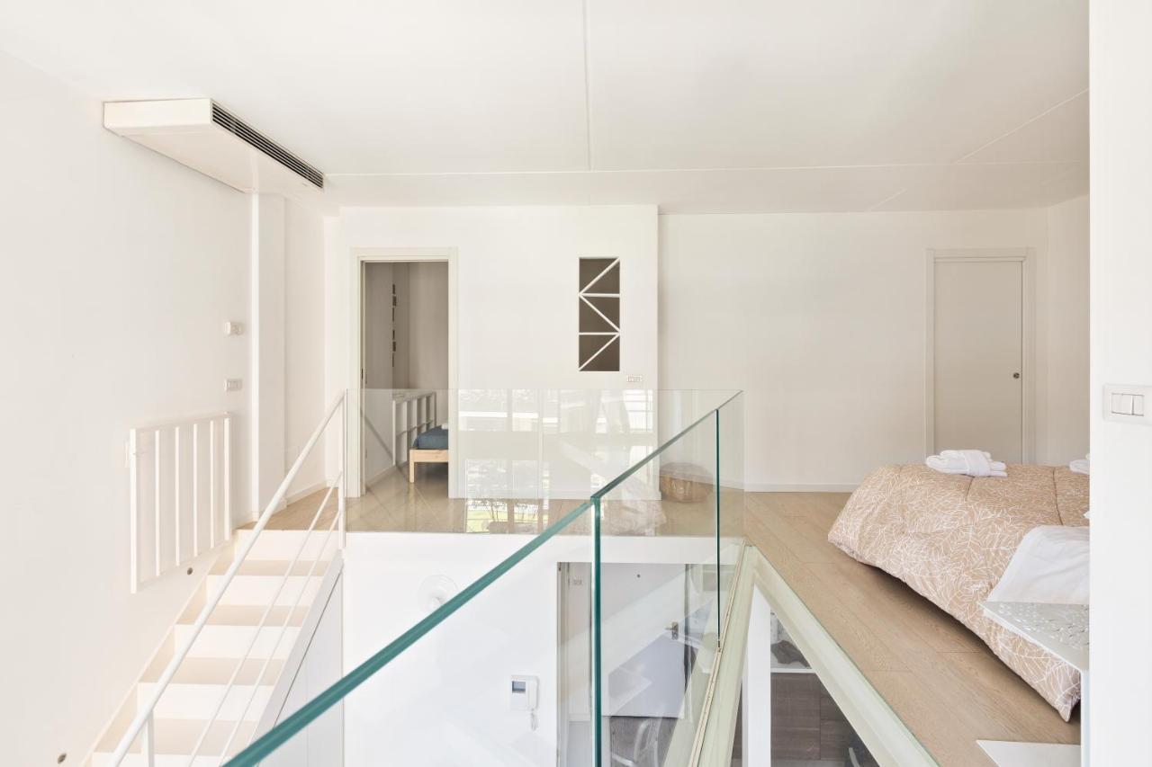 Elegant Loft With Balcony! * Milaan